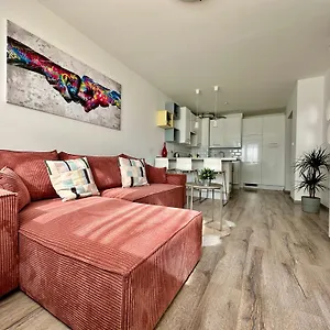 Apartman Break - Private Garage, Ac, Balcony, Budapest